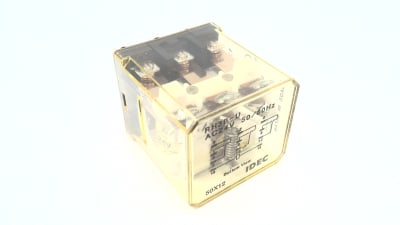 IDEC RH3B-UAC24