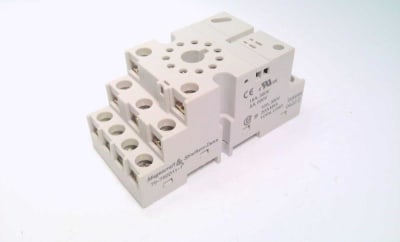 SCHNEIDER ELECTRIC 70-750D11-1