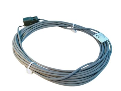 BALLUFF BES033J