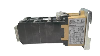 ALLEN BRADLEY 700P640DA1