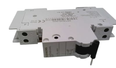 SIEMENS 5ST3030-0HG