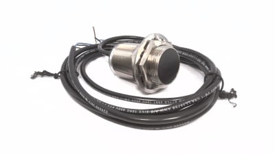 ALLEN BRADLEY 872C-D10NN30-E2