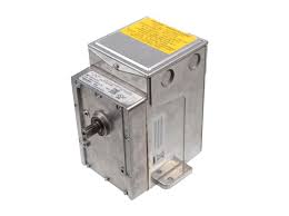 SCHNEIDER ELECTRIC MP-453