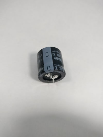 NICHICON LGU2G121MELA