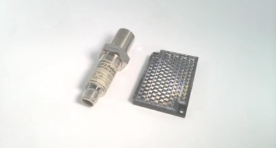 OMRON E3F2-R4B4F-M1-M