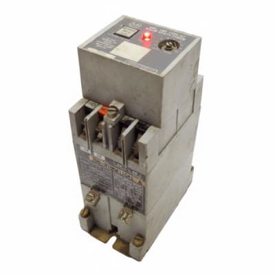 ALLEN BRADLEY 700-RT00A110A1