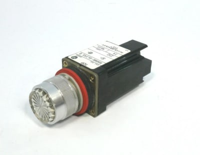 ALLEN BRADLEY 800MR-QL24CS