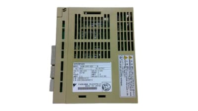 YASKAWA ELECTRIC SGDM-04AC-SD2M