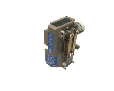 JOHNSON CONTROLS T-4052-1