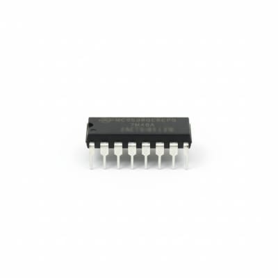 NXP SEMICONDUCTOR MC9S08QE8CPG