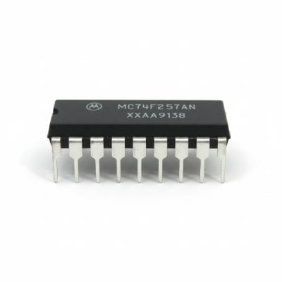 NXP SEMICONDUCTOR MC74F257N
