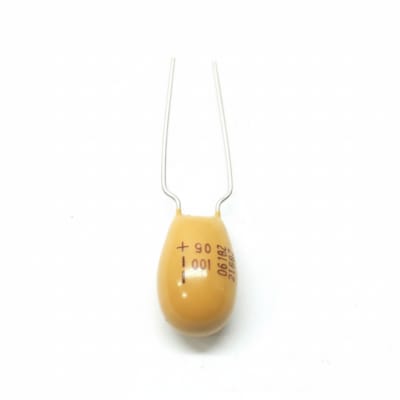 MULTICOMP MCCB1E107M2FCB