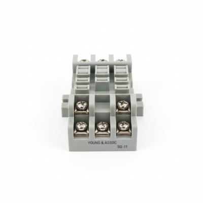YOUNG & ASSOC SQ-11
