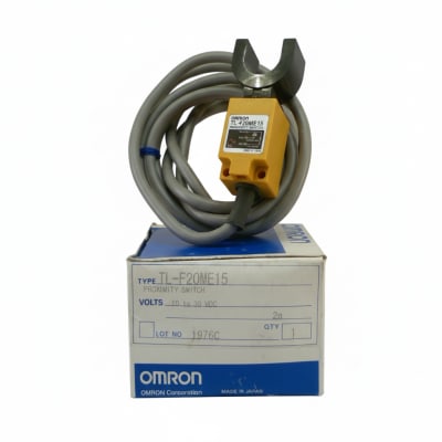 OMRON TL-F20ME15