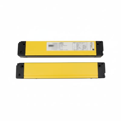 OMRON F3SA082U