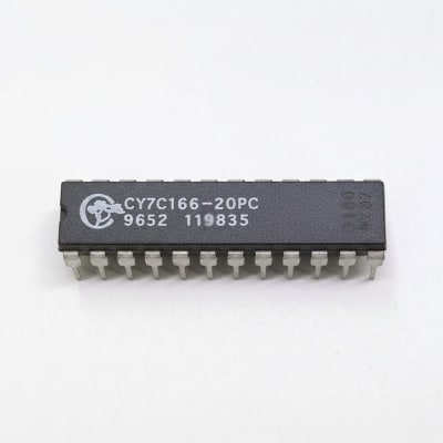 INFINEON CY7C166-20PC