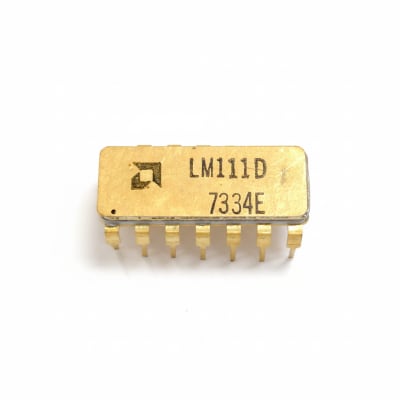 GENERIC LM111D