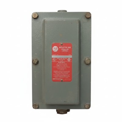 ALLEN BRADLEY 836-C64E