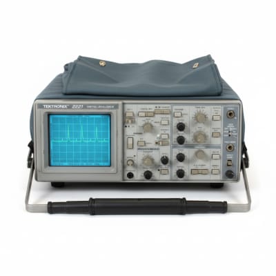 TEKTRONIX 2221