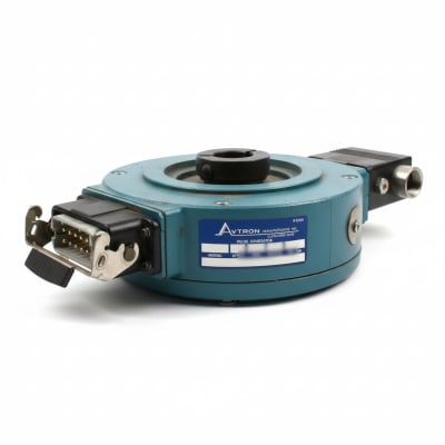 AVTRON M3-4-S2D-1024-P000