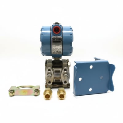 EMERSON DP5S22N1B104W2CM