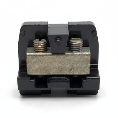 TE CONNECTIVITY 2-1437390-0