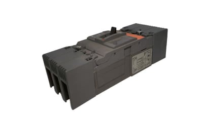 SCHNEIDER ELECTRIC EZC100F3050