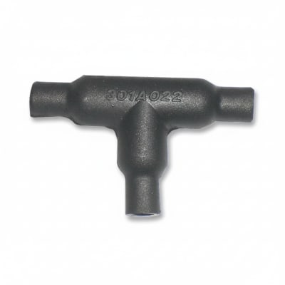 TE CONNECTIVITY 808226-000