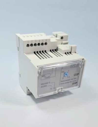 SCHNEIDER ELECTRIC LV833682SP