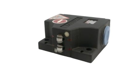 BALLUFF BNS 813-B02-L12-61-A-12-02