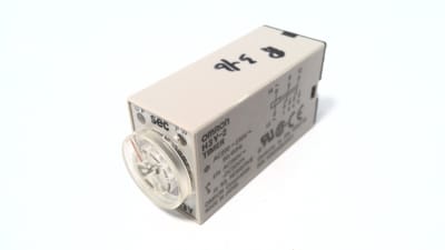 OMRON H3YN-2 200-230AC