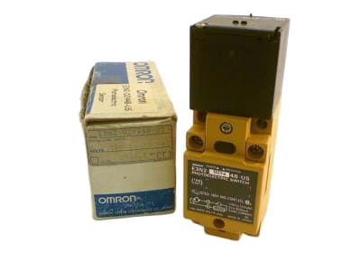 OMRON E3N2-D2Y44B-US
