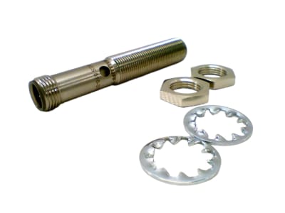 BALLUFF BES 516-370-S4-C