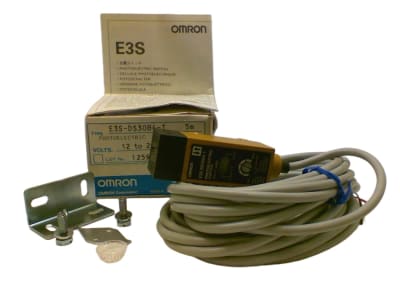 OMRON E3S-DS30B4-T-5M