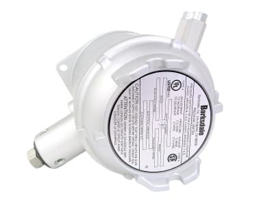 BARKSDALE D2X-M3SS-UL-S0028