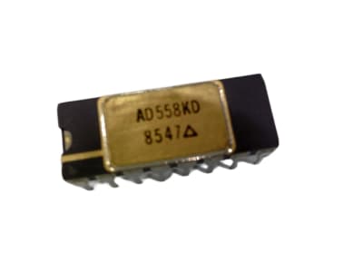 ANALOG DEVICES AD558KD