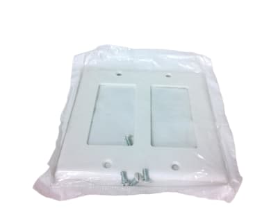 LEVITON R52-80409-W