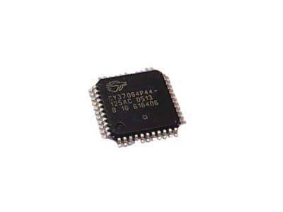 INFINEON CY37064P44-125AC