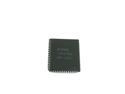 INFINEON CY7C136-25JXC