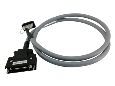 OMRON XW2Z-100J-B33