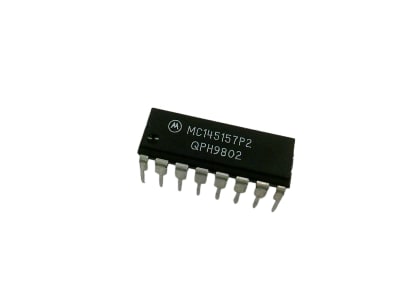NXP SEMICONDUCTOR MC145157P2