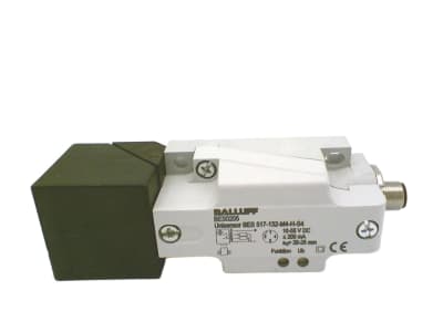 BALLUFF BES 517-132-M4-H-S4
