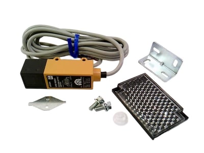 OMRON E3S-R2E41-40