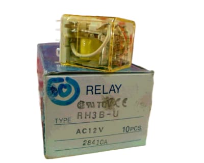 IDEC RH3B-UAC12V