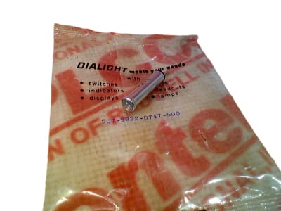 DIALIGHT 507-5822-0747-600