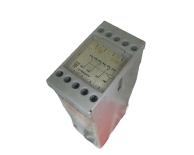 DOLD AI-832.17-220V-50/60Z
