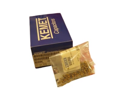 YAGEO C320C184K5R5CA