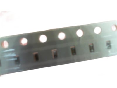 YAGEO CC0603KRX7R9BB562