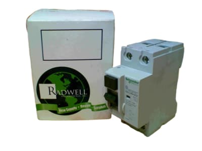 SCHNEIDER ELECTRIC 23028