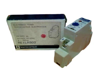 SCHNEIDER ELECTRIC RE1-LA302